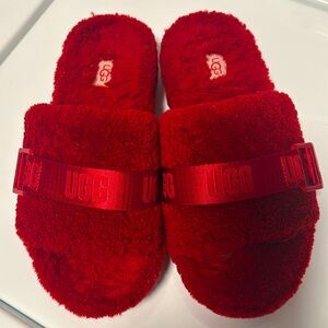 Ugg flufitta slippers